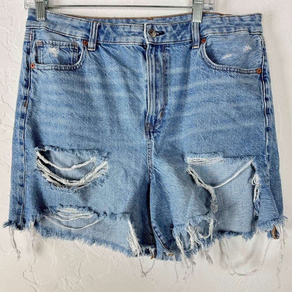 American Eagle Shorts Denim Jean Baggy Mom Light Wash Blue Ripped Distressed 90s